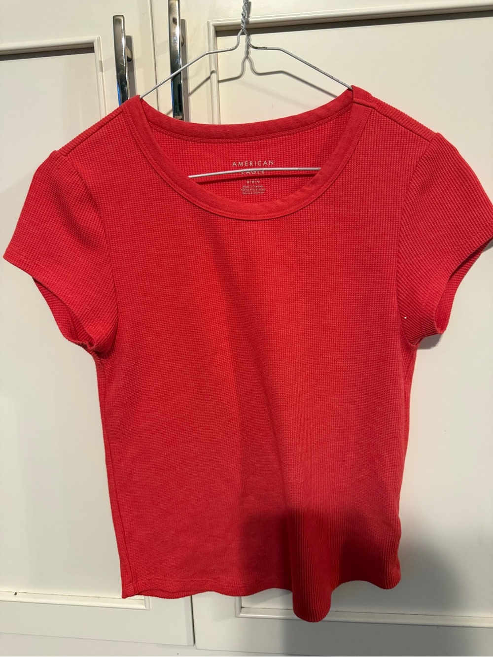 American Eagle Coral-Red Ribbed Short Sleeve Tee